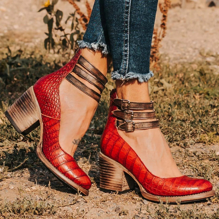 Amanda™ | Chic and Cozy Ankle Boots