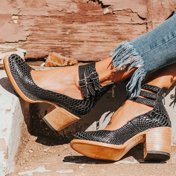 Amanda™ | Chic and Cozy Ankle Boots