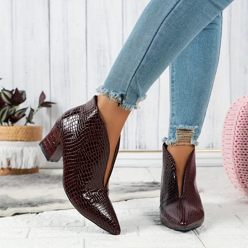 Ella™ | Elegant Pointed-Toe Heeled Boots