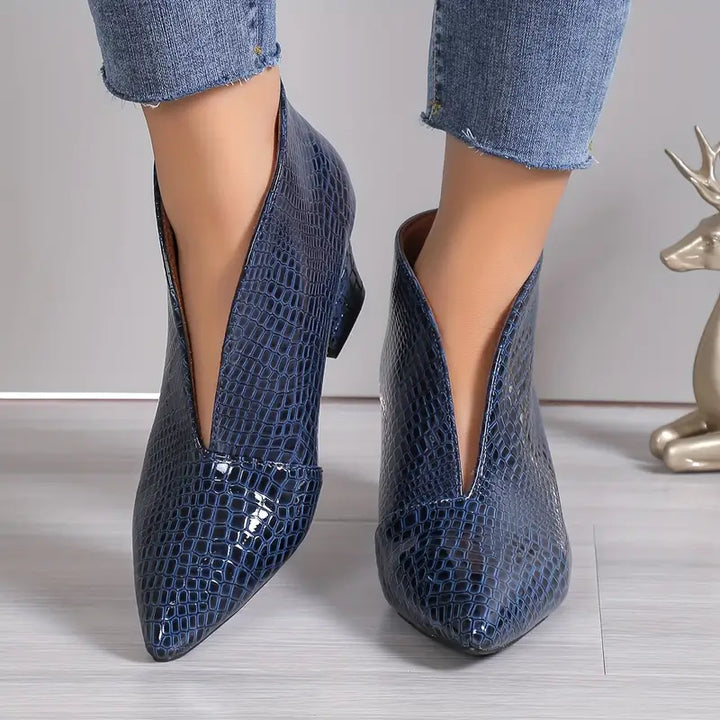 Ella™ | Elegant Pointed-Toe Heeled Boots