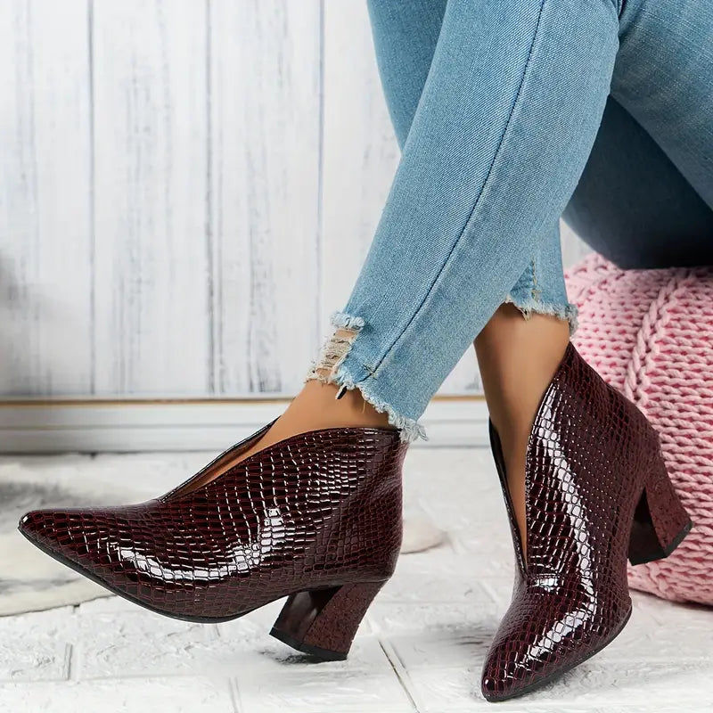 Ella™ | Elegant Pointed-Toe Heeled Boots