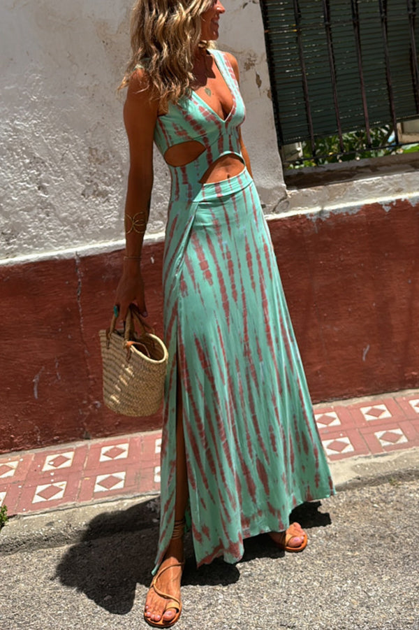 Carina - Stretch dress with neckline and slit