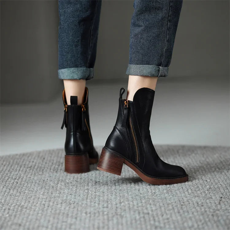 Zoe™ | Chic Leather Ankle Boots for Effortless Elegance