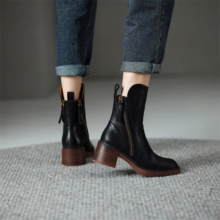 Zoe™ | Chic Leather Ankle Boots for Effortless Elegance