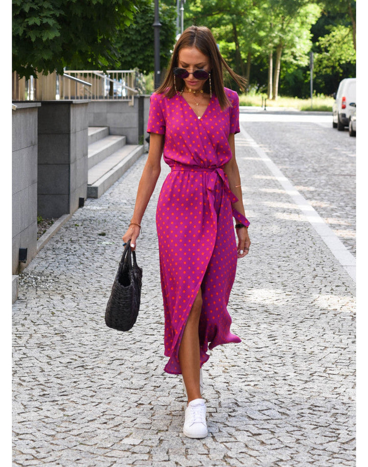 Evie - Stylish v-neck dress
