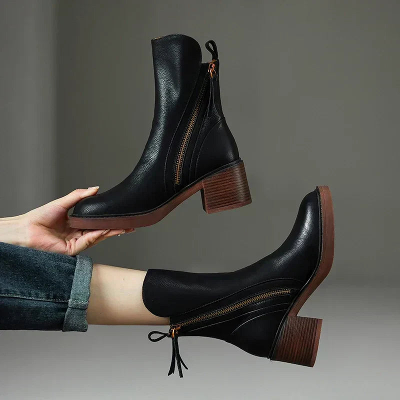 Zoe™ | Chic Leather Ankle Boots for Effortless Elegance