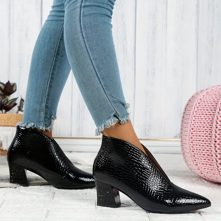 Ella™ | Elegant Pointed-Toe Heeled Boots